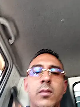 Snapshot of paisa233 chatting on 11-18-25, 05:39 paisa233 online show from 11-18-25, 05:39