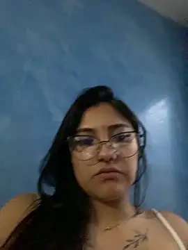 Snapshot of angellique_22 chatting on 09-25-25, 09:40 angellique 22 online show from 09-25-25, 09:40