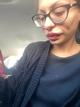 Snapshot of myloveforyouu chatting on 01-10-26, 04:20 myloveforyouu online show from 01-10-26, 04:20