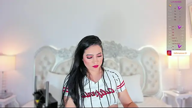 Snapshot of HelenaRoos chatting on 01-07-25, 10:19 HelenaRoos online show from 01-07-25, 10:19