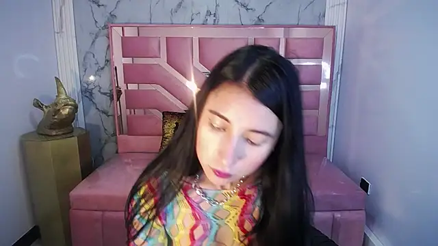 lizzyluk ch online show from 02-15-25, 05:17