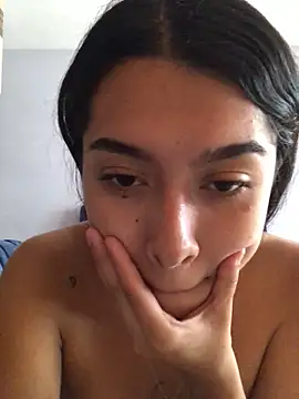 SweetLatiin  online show from 02-09-25, 06:37