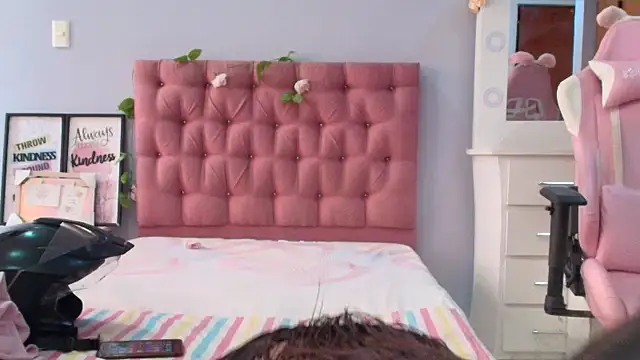 SweetLatiin  online show from 02-27-25, 02:54