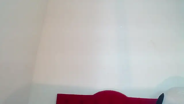 Snapshot of Luluu_08 chatting on 02-28-25, 09:23 Luluu 08 online show from 02-28-25, 09:23