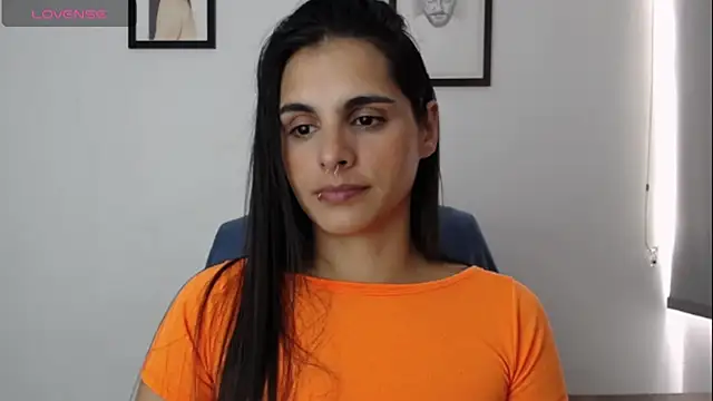 Snapshot of alma_violeta chatting on 01-16-25, 09:19 alma violeta online show from 01-16-25, 09:19