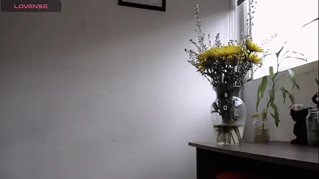 Snapshot of alma_violeta chatting on 01-24-25, 09:58 alma violeta online show from 01-24-25, 09:58