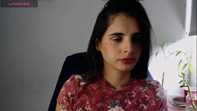 Snapshot of alma_violeta chatting on 03-21-25, 07:57 alma violeta online show from 03-21-25, 07:57