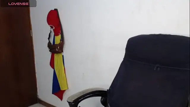 Snapshot of alma_violeta chatting on 09-09-25, 01:49 alma violeta online show from 09-09-25, 01:49