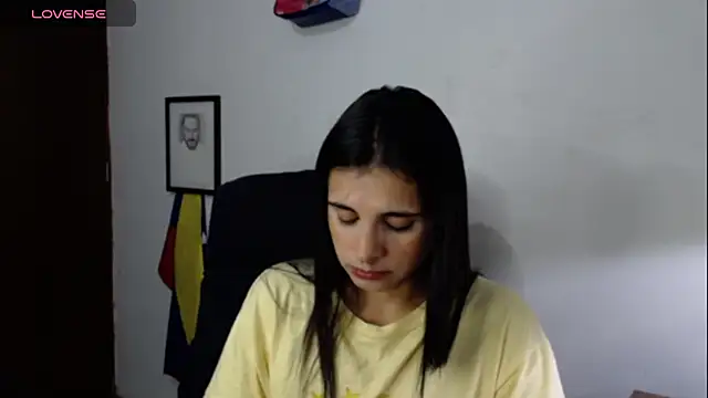 Snapshot of alma_violeta chatting on 10-03-25, 01:30 alma violeta online show from 10-03-25, 01:30