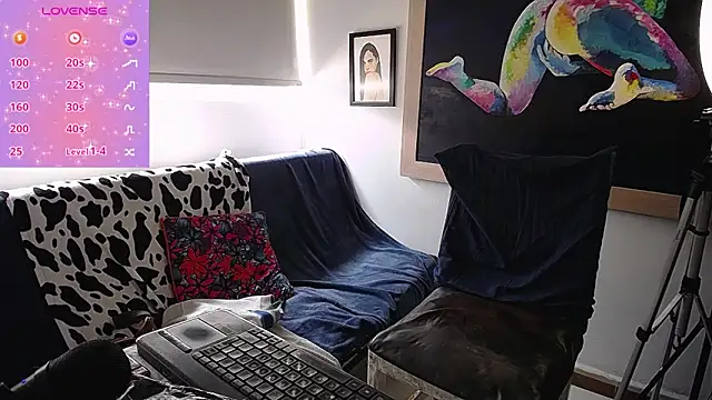 Snapshot of alma_violeta chatting on 12-18-25, 05:41 alma violeta online show from 12-18-25, 05:41