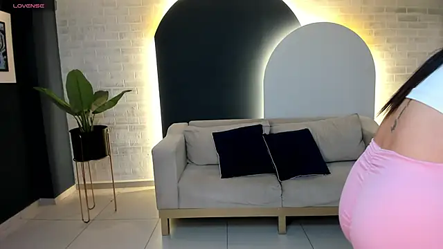 MariaHerrera  online show from 11-20-25, 07:13