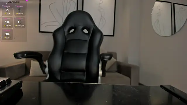 KatieStonne online show from 01-15-25, 06:22