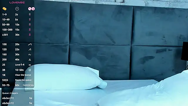 Snapshot of Salome_Diaz_ chatting on 02-18-25, 04:26 Salome Diaz online show from 02-18-25, 04:26