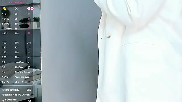 Snapshot of Salome_Diaz_ chatting on 02-27-25, 07:37 Salome Diaz online show from 02-27-25, 07:37