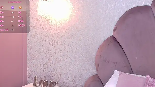 Snapshot of Salome_Diaz_ chatting on 11-27-25, 04:25 Salome Diaz online show from 11-27-25, 04:25