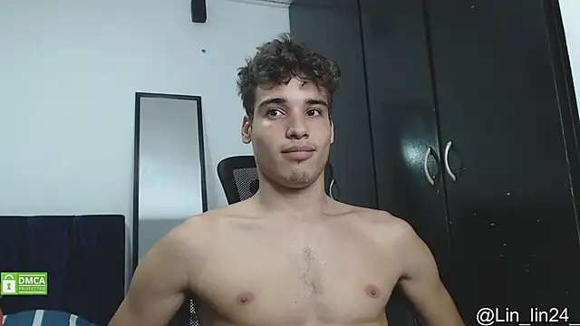 Snapshot of Babylin77 chatting on 12-11-24, 03:35 Babylin77 online show from 12-11-24, 03:35