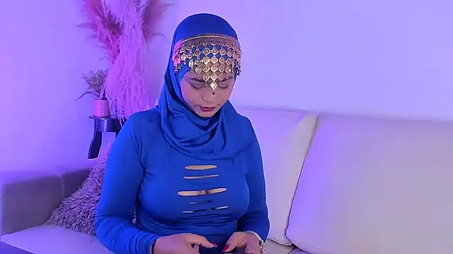 azzahara069 online show from 12-22-25, 05:43