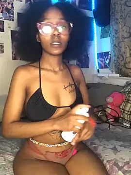 naughtybitches5 online show from 03-19-25, 03:41