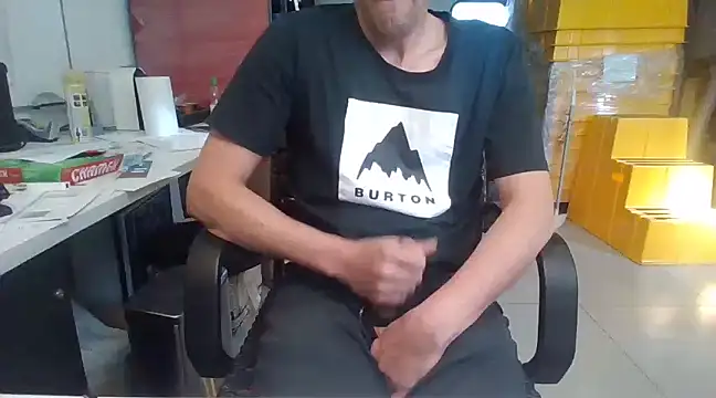 Raimundo1971 online show from 12-02-24, 09:39