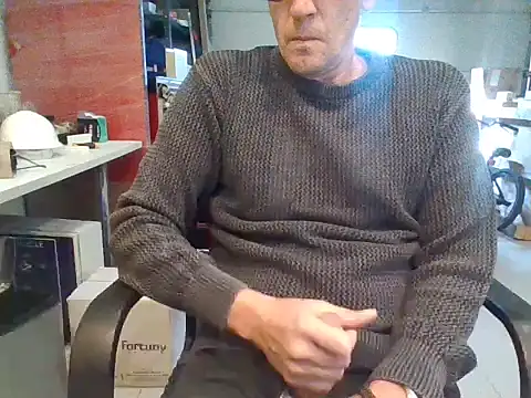 Raimundo1971 online show from 03-25-26, 01:50