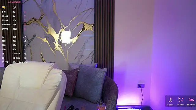 Snapshot of Anybuny chatting on 09-30-25, 12:54 Anybuny online show from 09-30-25, 12:54