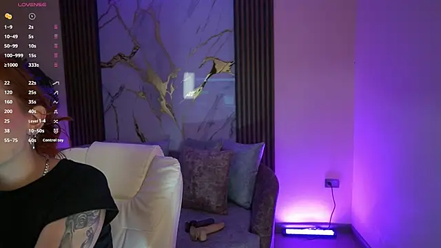 Snapshot of Anybuny chatting on 10-03-25, 12:13 Anybuny online show from 10-03-25, 12:13