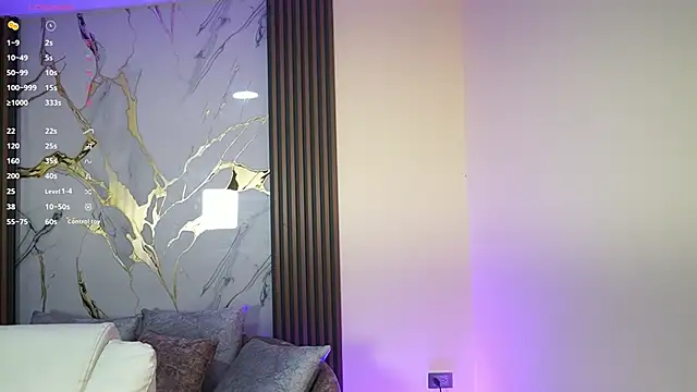 Snapshot of Anybuny chatting on 10-15-25, 11:43 Anybuny online show from 10-15-25, 11:43