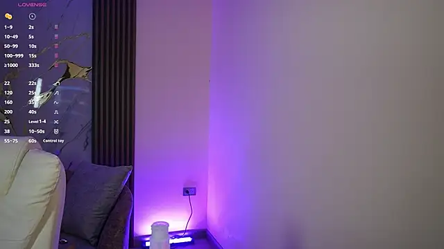 Snapshot of Anybuny chatting on 10-27-25, 12:09 Anybuny online show from 10-27-25, 12:09