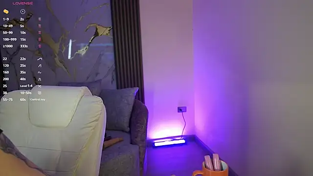 Snapshot of Anybuny chatting on 11-01-25, 11:34 Anybuny online show from 11-01-25, 11:34