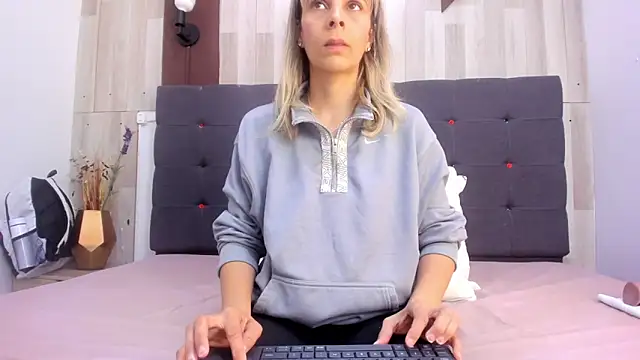 Anastasiapriest online show from 04-13-26, 11:48