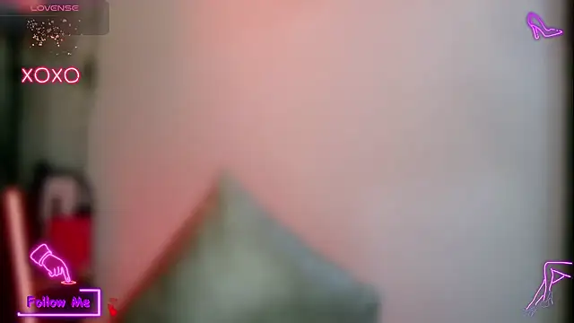 LauGrayJ online show from 12-03-25, 02:30