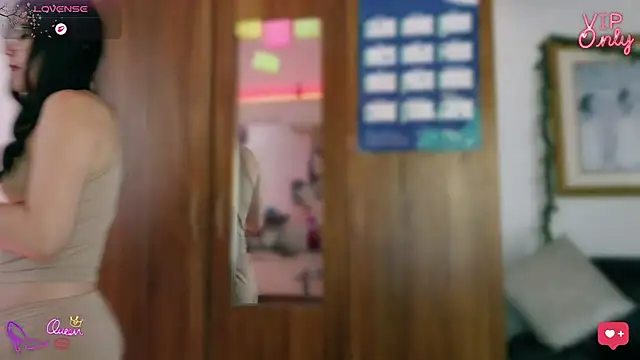 LauGrayJ online show from 03-30-26, 04:52