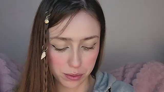 Snapshot of SofiaGc chatting on 11-07-25, 04:12 SofiaGc online show from 11-07-25, 04:12