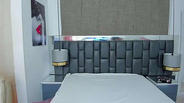  cat 18 online show from 12-19-24, 01:29