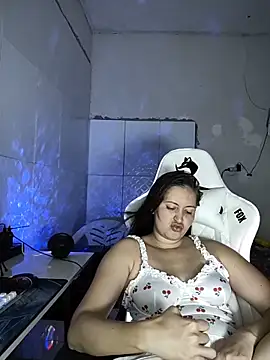 Snapshot of dani123unica chatting on 02-17-26, 04:02 dani123unica online show from 02-17-26, 04:02