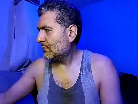 Snapshot of BushBator chatting on 01-30-25, 06:56 BushBator online show from 01-30-25, 06:56