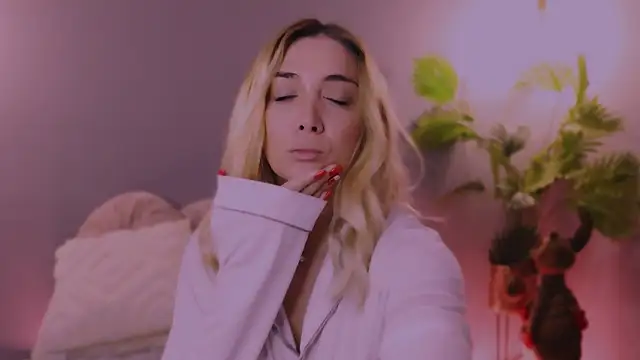 Jessielle online show from 12-22-25, 10:01