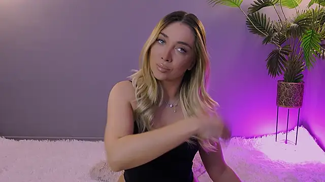 Jessielle online show from 03-23-26, 04:05