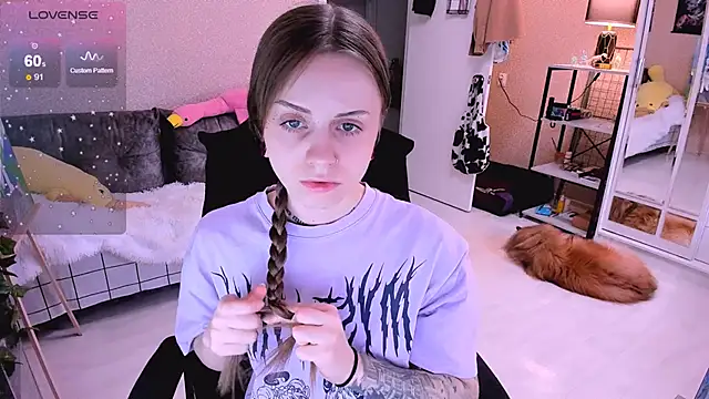 NaniMoore online show from 01-06-25, 11:18