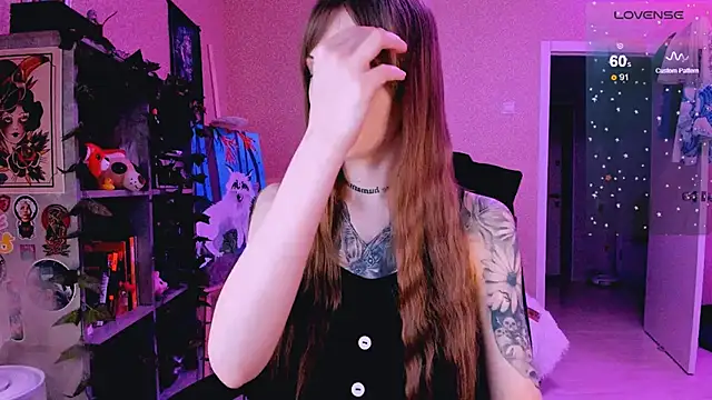 NaniMoore online show from 02-26-25, 08:22