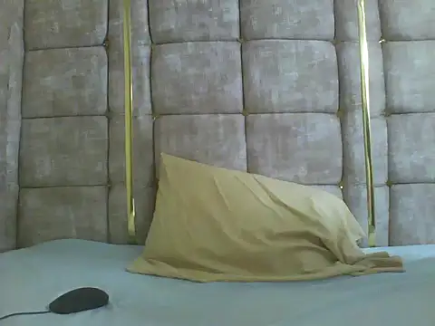 Snapshot of Sweet-beanca chatting on 11-02-25, 06:10 Sweet-beanca online show from 11-02-25, 06:10