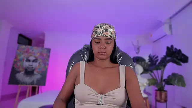 JANYLOVE   online show from 02-20-25, 11:09