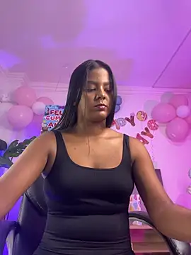 Snapshot of JANYLOVE__ chatting on 06-20-26, 11:02 JANYLOVE online show from 06-20-26, 11:02