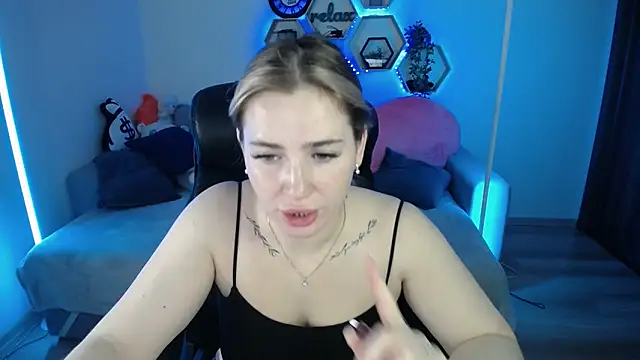 SabrinViolet online show from 11-04-25, 09:19