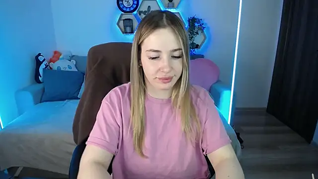 SabrinViolet online show from 03-18-26, 09:12