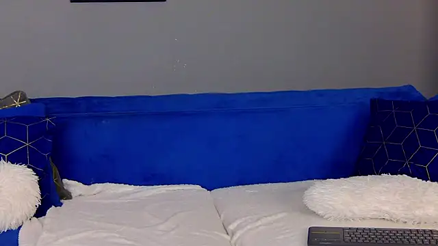 AnneHove online show from 05-23-26, 12:49
