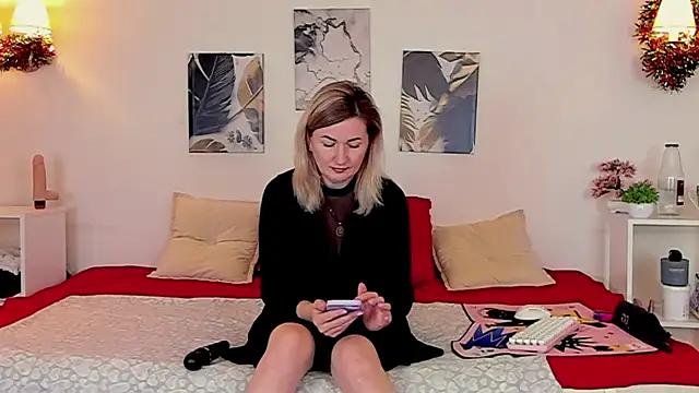 Snapshot of AriFleow chatting on 01-21-25, 12:07 AriFleow online show from 01-21-25, 12:07