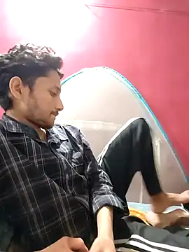 Snapshot of Indiandaddy11 chatting on 01-30-25, 06:21 Indiandaddy11 online show from 01-30-25, 06:21