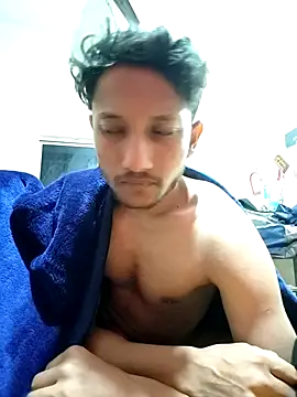 Snapshot of Indiandaddy11 chatting on 03-05-25, 04:24 Indiandaddy11 online show from 03-05-25, 04:24