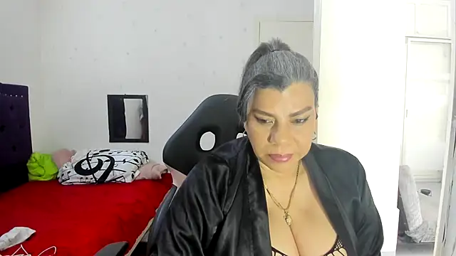 vikyadams online show from 09-22-25, 02:30